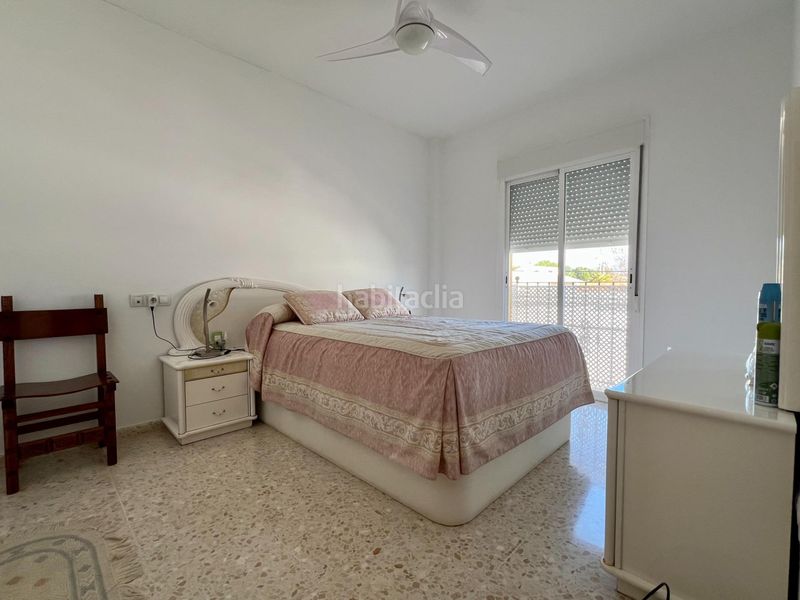 Foto a011853d-2411-4f3d-8e07-3a9253c21e8f. Casa adossada amb calefacció aparcament a Carlota (La)
