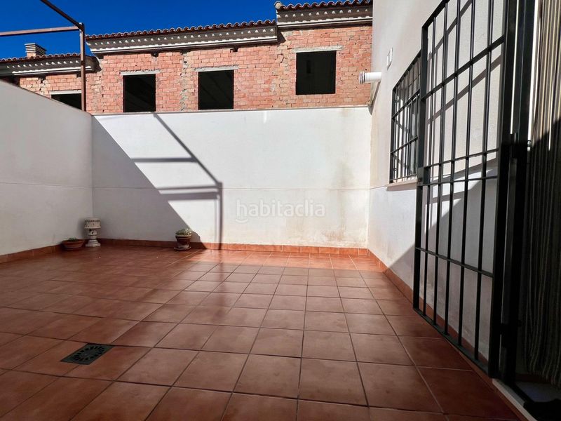 Foto f748cdaa-adb2-4503-ab96-96e4ae71c9d1. Casa adossada amb calefacció aparcament a Carlota (La)