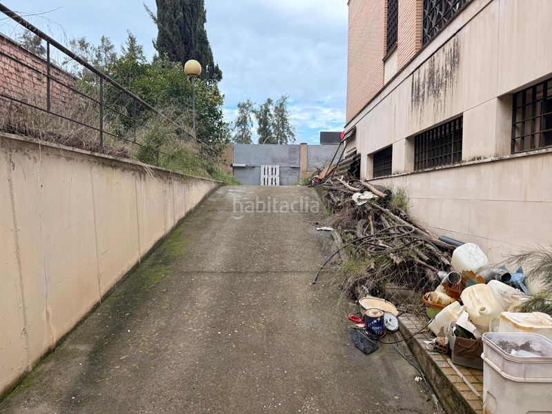 Foto f1af8041-487d-4f35-86f5-f3e6b3c1c21c. Edificio in Cañero Córdoba