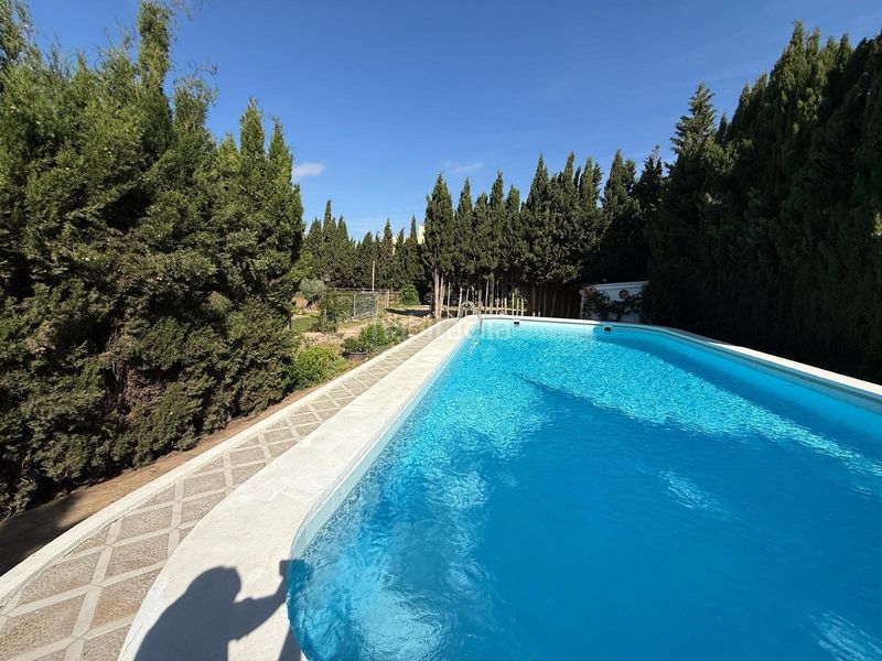 Foto 95c9f1e6-ec85-4bb9-9f3f-1c00acad8a00. Casa amb aparcament piscina a Mollina