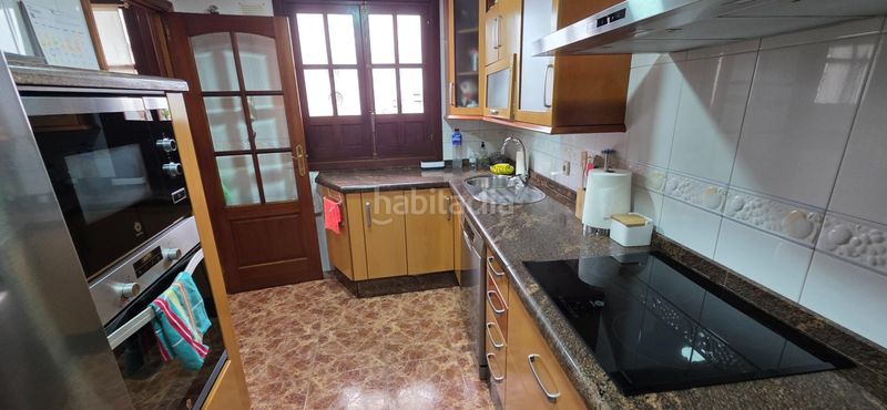 Foto 155e54ec-4e1a-4931-8872-6882bf90b406. Casa amb aparcament a casco histórico - ribera - san basilio Córdoba