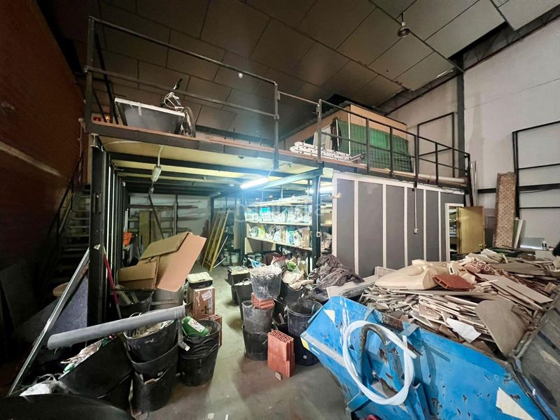 Foto 2d9b3904-272c-4260-87a5-feb498f9dcc8. Nau industrial a Palacio Madrid