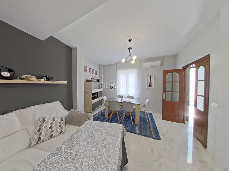 Foto d71e39fb-df2b-4cbd-96d2-5b6fa5a67ea7. Casa adossada amb aparcament a Almodóvar del Río