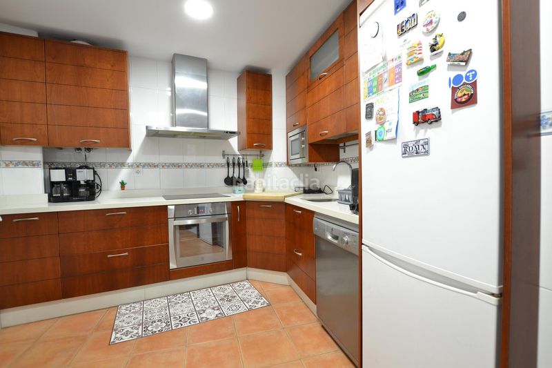Foto e42f667a-dfc0-4791-8259-c7bfd0f51038. Casa adossada amb aparcament a Almodóvar del Río