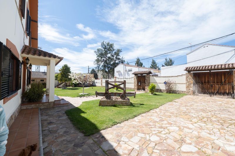 Foto ed838c74-d383-447f-985e-ede023828dbd. House with heating parking pool in Peñarroya - Pueblonuevo