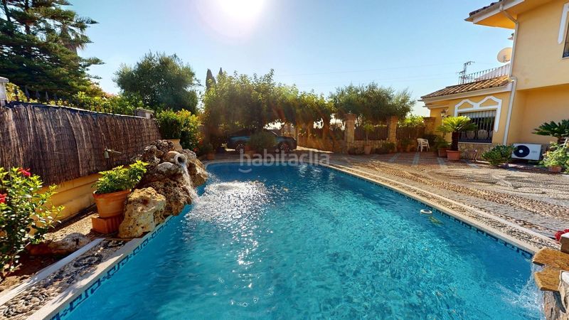 Foto 4ef17576-d52b-4c37-ae48-0e7dffe86d98. Xalet amb calefacció aparcament piscina a encinarejo de Córdoba Córdoba