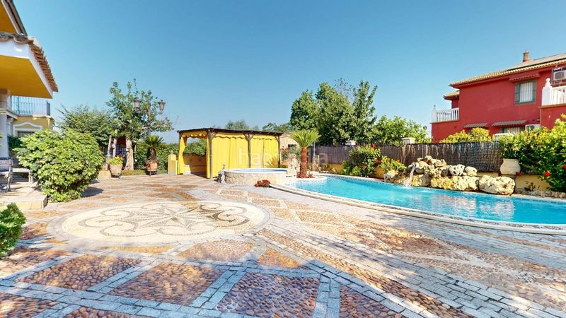 Foto b96f2bd9-08f5-47a7-b144-e22de2e200b9. Xalet amb calefacció aparcament piscina a encinarejo de Córdoba Córdoba