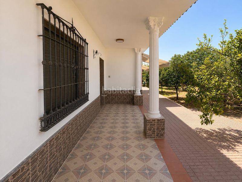 Foto edb9a9a7-f502-4115-81aa-d855999b0c84. Xalet amb aparcament piscina a Carlota (La)
