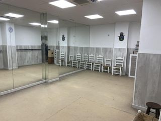 Geschäftsraum  Calle de damián de castro. Local comercial totalmente reformado en edisol  listo para comen