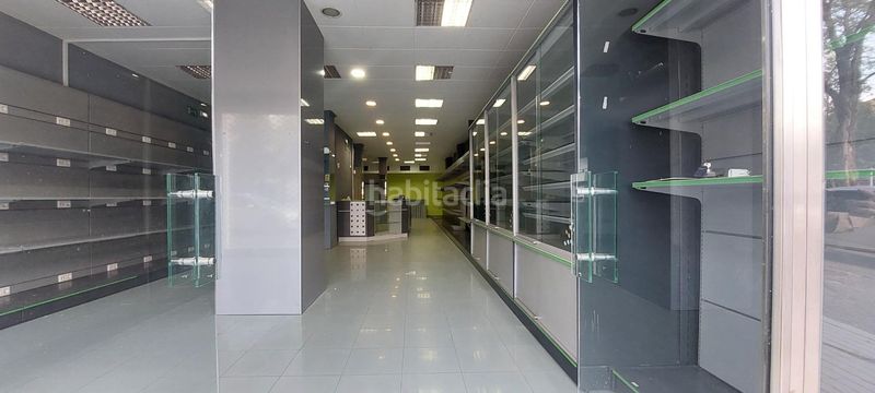Foto c3209ede-80af-410c-8ece-8f5d35d75755. Local comercial a Cortes-Huertas Madrid