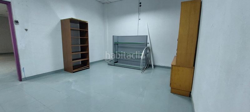 Foto dafdb09c-0dfa-49cb-8f14-08ba709ae0f0. Local comercial a Cortes-Huertas Madrid