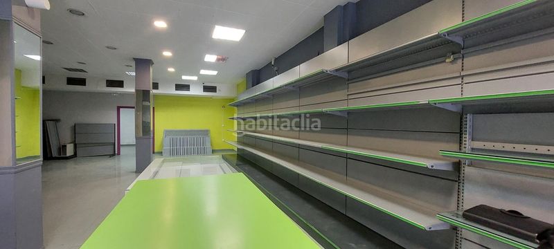 Foto fd66457a-a0a4-4819-b82a-4d7220345ce7. Local comercial a Cortes-Huertas Madrid