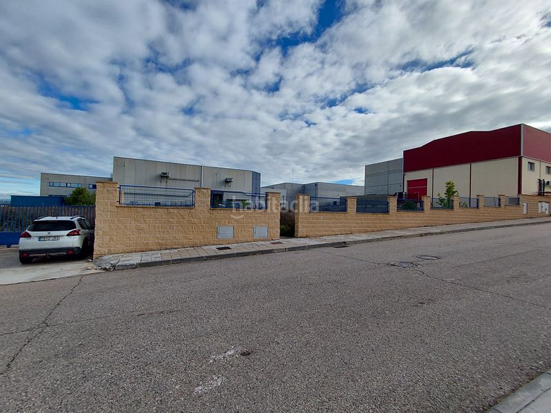 Foto 4e26d1e8-611b-4cef-937e-cd13a640d22a. Affitto area edificabile industriale in calle de los muchos 18 in Chiloeches