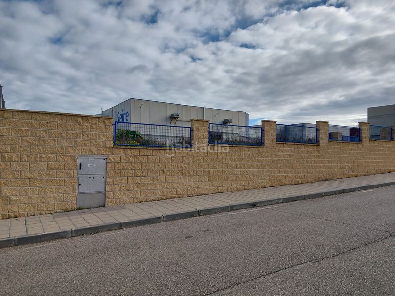 Foto def5f2db-9fe4-4618-8147-c8964d620378. Affitto area edificabile industriale in calle de los muchos 18 in Chiloeches