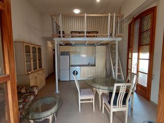 Lloguer Apartament  Carrer castaños 10. Estudio amueblado