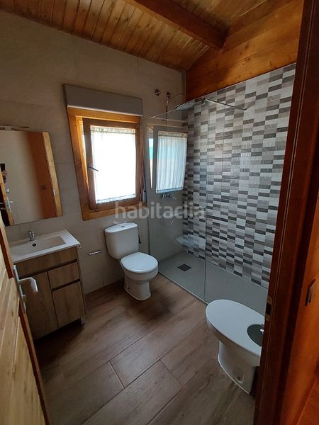 Foto c8b16ad4-7da6-47e7-b91f-d4787712d605. Miete chalet in avenida soledad 33 in Villalbilla pueblo Villalbilla