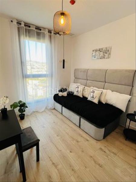 Foto 81a09bad-83d2-41a4-8704-8813ad1d5c03. Flat in paseo martiricos 30 in Martiricos - La Roca - La Rosaleda Málaga