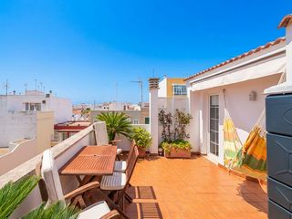 Pis  Calle carrer de francesc barceló i caimaris