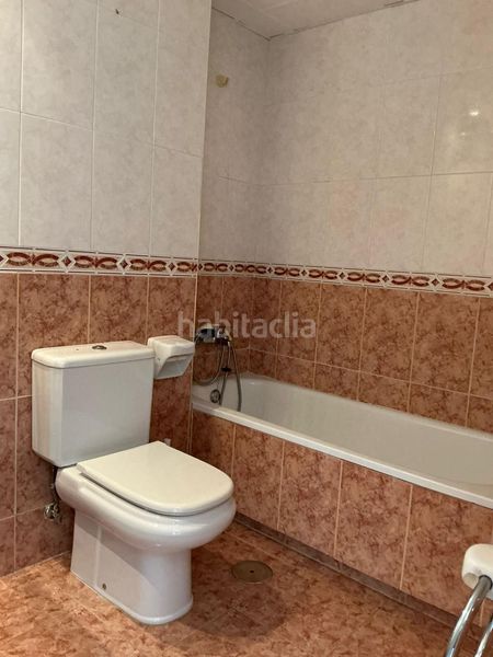 Foto bebadc86-8a04-4851-aabe-330f975a139b. Pis amb aparcament a Nueva Andalucía centro Marbella