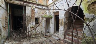 Building  Calle postigo