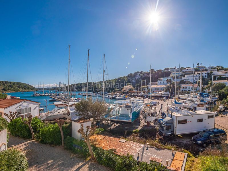 Foto e6869d4a-64ed-442e-96f7-a6f741b07285. Pis a Port d´Addaia Es Mercadal