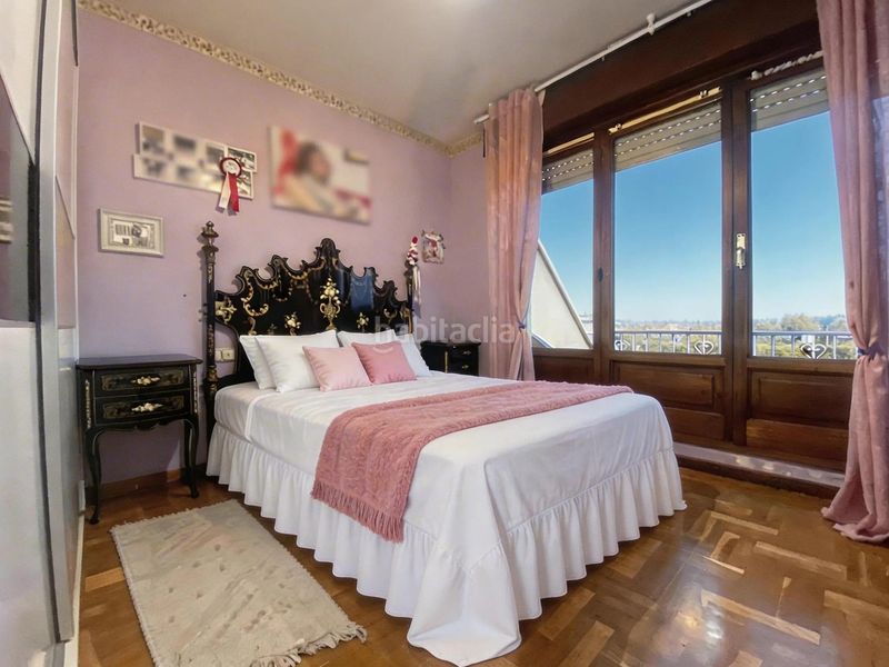 Foto c0aaa503-2c2e-4b9f-aad9-0f6d447a3d1c. Casa amb aparcament a Somió Gijón