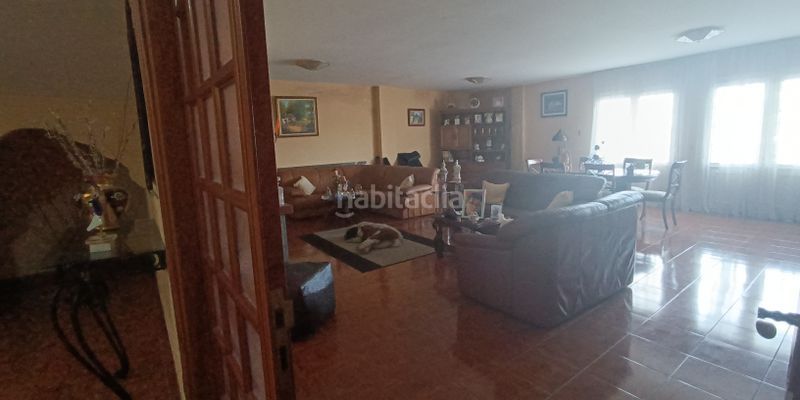 Foto d0708c66-4ab4-4f97-b00f-35288e772970. Casa amb aparcament a Los Portales - Visvique Arucas
