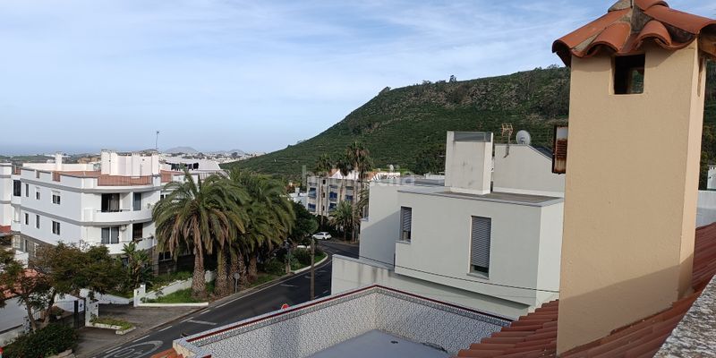 Foto f0ffaa82-b88b-4f97-9596-ffcf72ed00eb. Casa amb aparcament a Los Portales - Visvique Arucas