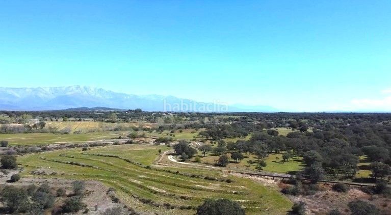 Foto 55aff32b-10ff-45fb-972f-d497a9adfa12. Finca rústica a Talayuela