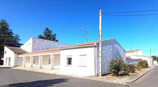 House in Plaza Caudillo