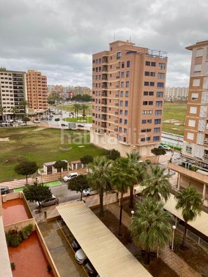 Foto 0283a4bc-7793-4202-80c4-a4302730ed3c. Pis a pueblo de Cullera Cullera