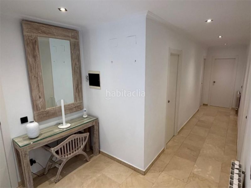 Foto cf8913f0-ea79-46ba-8235-9f44962e2243. Casa amb aparcament a Calella