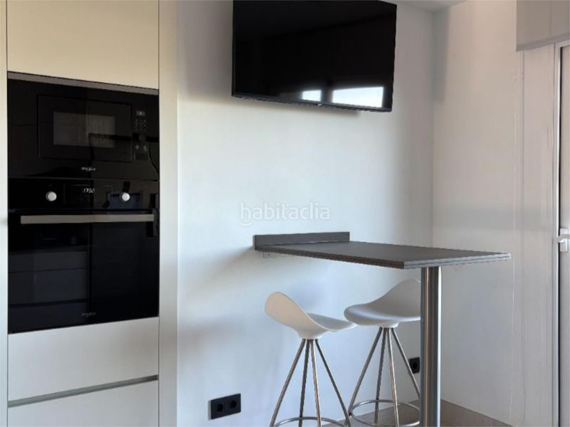 Foto f16664d6-5c8c-4c97-b7d1-34a59589aca5. Casa amb aparcament a Calella