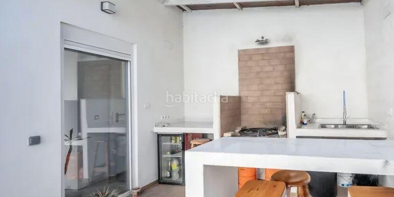 Foto cb22d647-7b6b-4b47-9c56-ee40c623e448. Casa amb aparcament a Natzaret Valencia