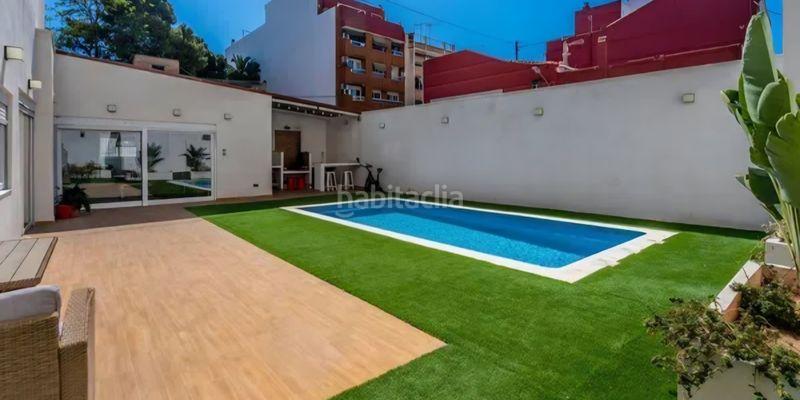 Foto addc2c84-c74c-4629-8cc5-c062a1bcb53f. Haus mit parking in Natzaret Valencia