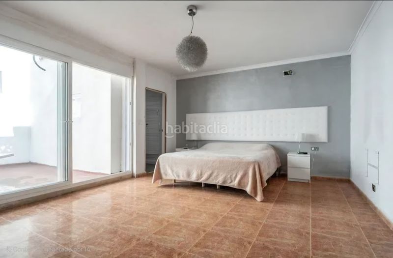 Foto 6f818c4b-d7d7-4c31-a9a2-bf7dc51bbd64. Maison avec parking dans Natzaret Valencia