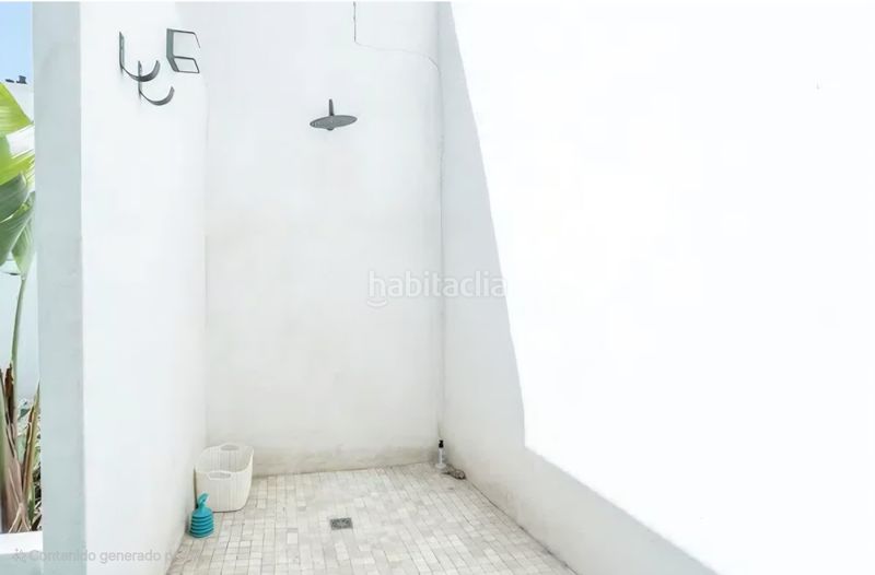 Foto cbff81ad-76ad-4853-933b-827f8f3cbca5. Maison avec parking dans Natzaret Valencia