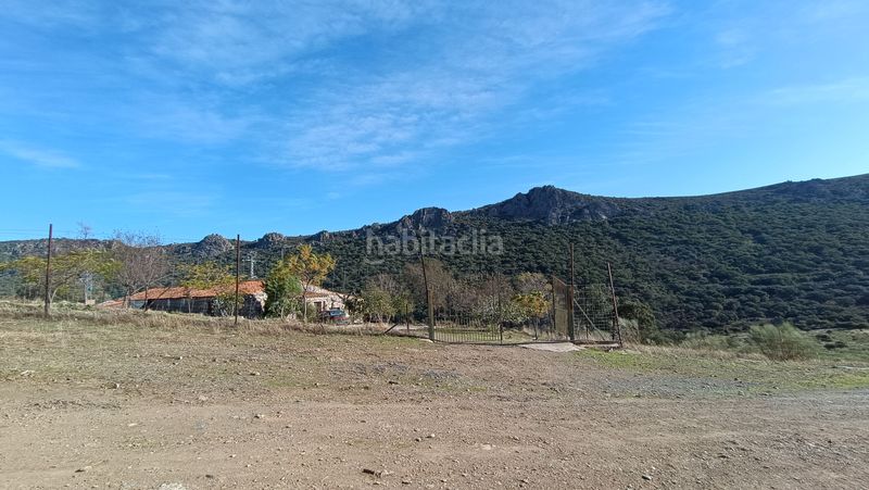 Foto b0b450fc-6151-4c8c-beda-6f1e4c26d2de. Finca rústica a Cabañas del Castillo