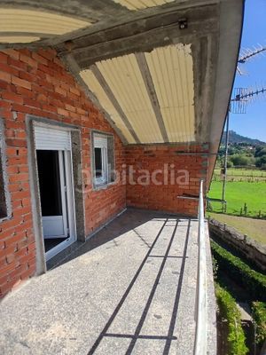 Foto 21908ba9-d048-4426-9907-850fbdbf8e38. Casa amb aparcament a Tui