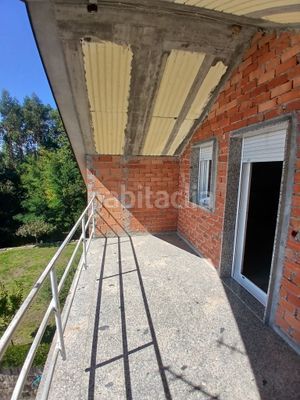Foto 3a7101ed-76d5-405e-8fc5-c60c08d97dc2. Casa amb aparcament a Tui