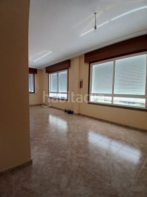 Foto c1e36f4e-6018-49be-8732-bf81833f2c78. Casa amb aparcament a Tui