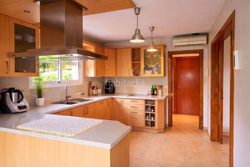 Foto 30a90ee3-e4ef-4a31-a685-5ea82d086cbe. Casa amb aparcament a Castellarnau Sabadell