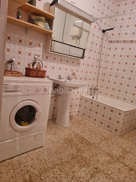 Foto 6a842555-240b-493c-ab23-9fb2609f51b7. Casa amb aparcament a Navacarros