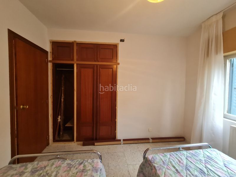 Foto ab5a8097-975d-40fa-a67f-378448cbab81. Casa amb aparcament a Navacarros