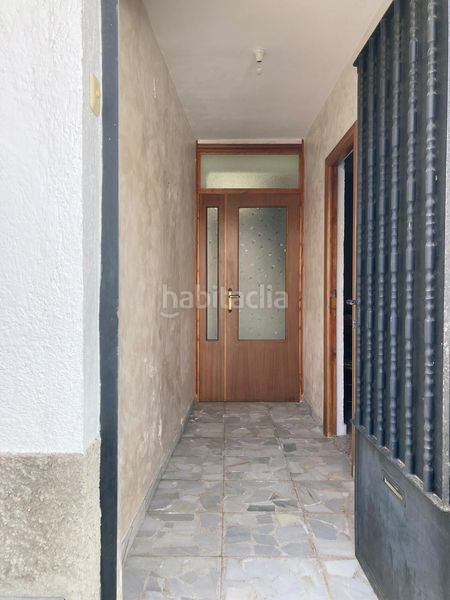 Foto abc7e211-28c6-4559-9217-5e81cadd9a63. Casa amb aparcament a Navacarros