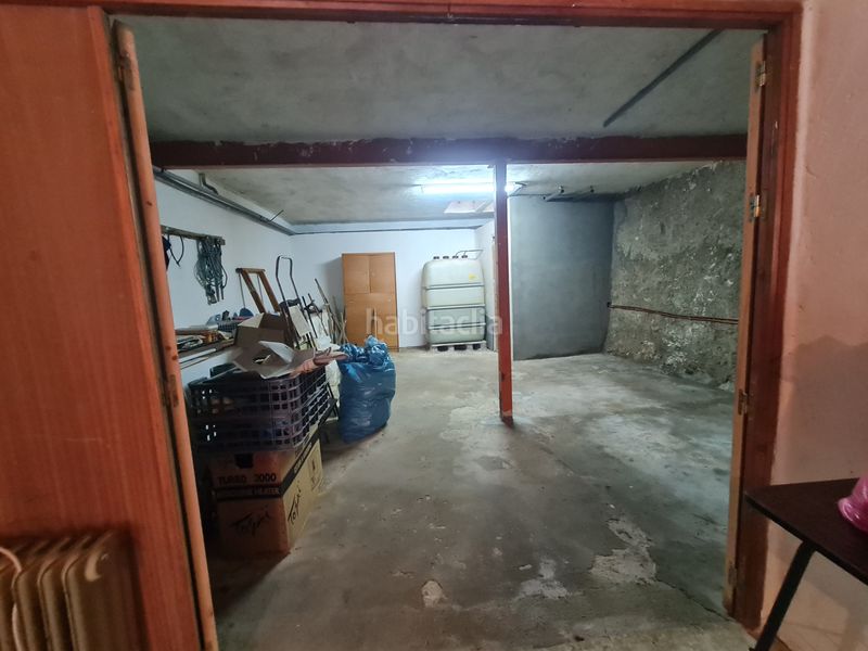 Foto ca1d97cf-6ae0-4072-b7c3-13aec3d8be2a. Casa amb aparcament a Navacarros