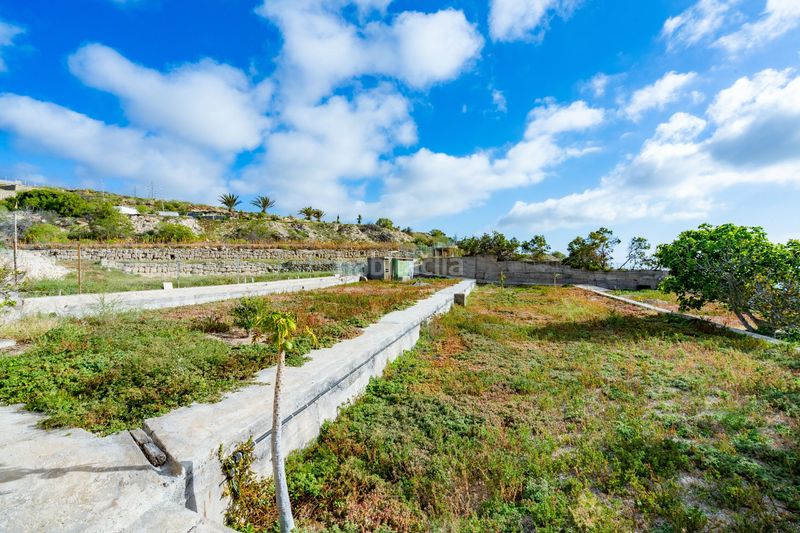 Foto a849c886-f0bb-4a0c-b562-fd26000607aa. Casa amb aparcament a El Escobonal - Pájara Güímar