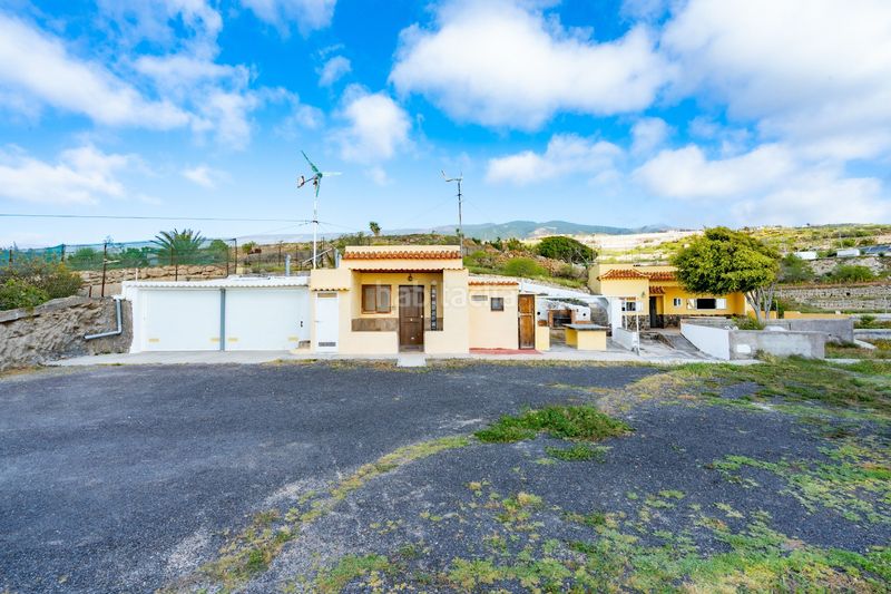 Foto b8b68d02-6078-43b1-83eb-2dbdc9431600. Casa amb aparcament a El Escobonal - Pájara Güímar
