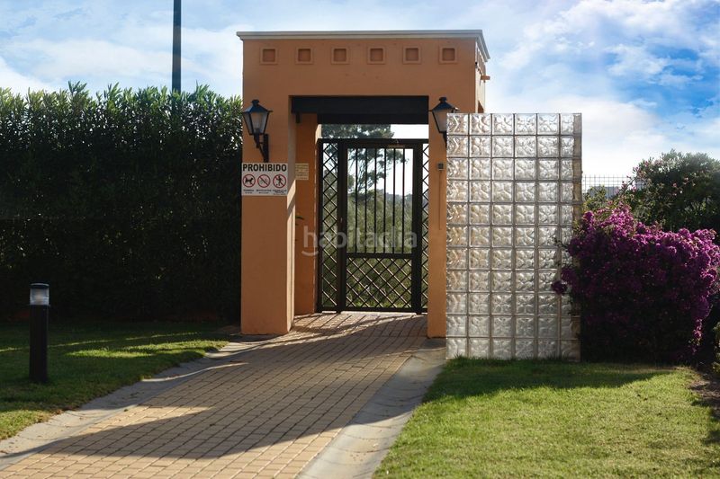 Foto 7ed29a1a-0eb4-4dcc-a384-437212290145. Pis amb aparcament a Isla Canela Ayamonte
