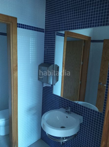 Foto 03165602-52a3-4ed2-bcad-235322bf4042. Edifici a Cabra